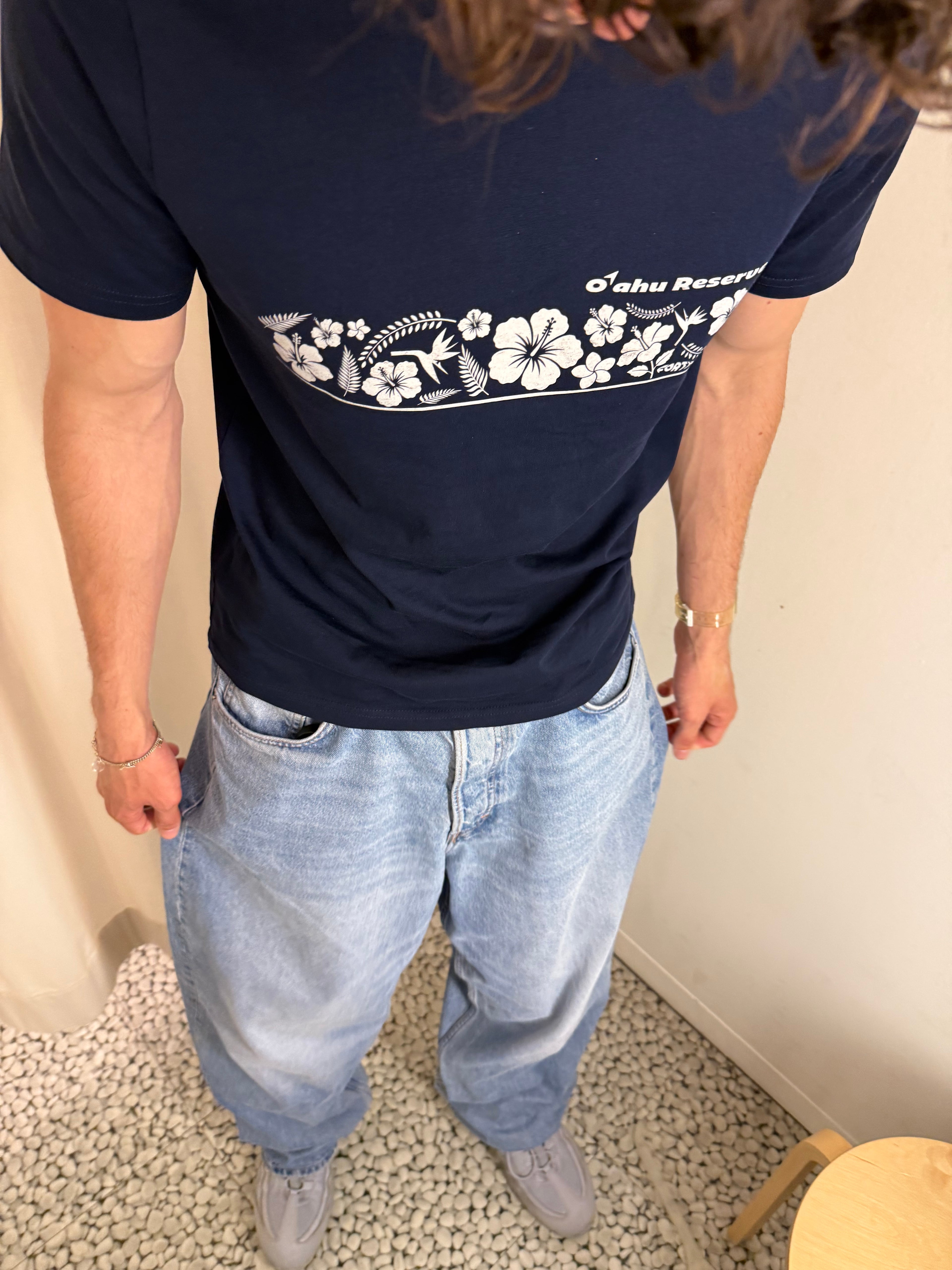 RESERVE TEE